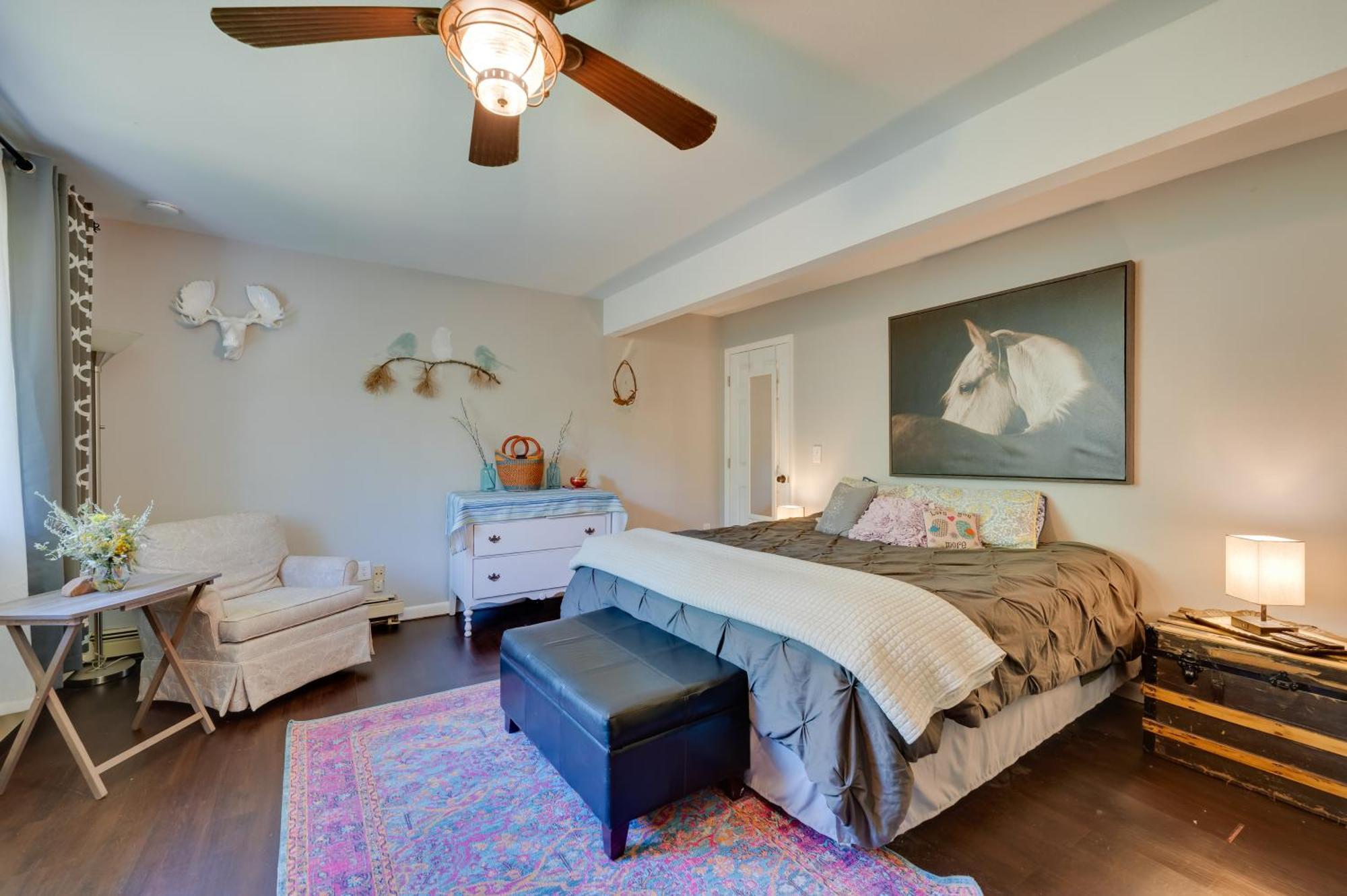 Stunning Golden Home With Deck About 35 Mi To Denver! Εξωτερικό φωτογραφία